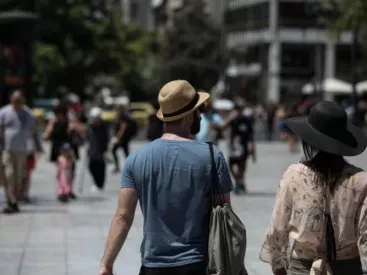 Επίδομα καλοκαιριού: Ποιοι και πότε θα το πάρουν - Πόσο είναι
