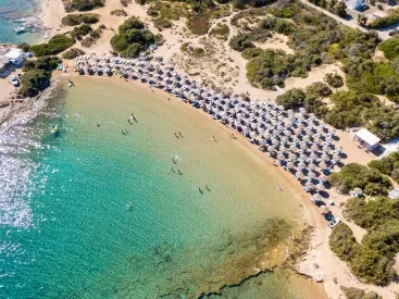 To νησί των Κυκλάδων που τα συνδυάζει όλα