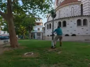 Το μυθικό epic fail του Ευτύχη Μπλέτσα που ευτυχώς δεν τραυμάτισε κανέναν (vid)
