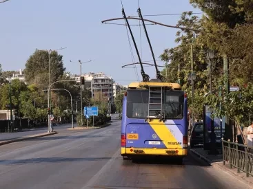 Καταργούνται σταδιακά τα τρόλεϊ