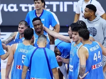 Γεωργία-Ελλάδα 53-94: Η Εθνική αγκαλιάζει την πρώτη θέση!