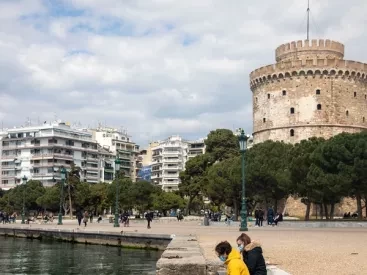 Η γαλάζια απόβαση στη Θεσσαλονίκη, η γκρίνια στις περιφέρειες και η άνοδος του Τσίπρα 