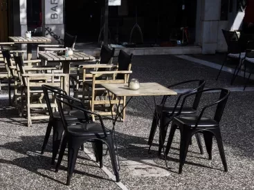 Πρεμιέρα του MyStreet για τα παράνομα τραπεζοκαθίσματα - Πώς γίνεται η καταγγελία