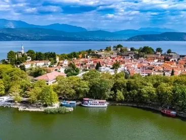 24 ώρες στα Γιάννενα: Μια πόλη για όλες τις εποχές