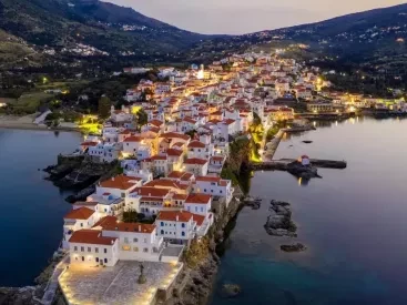 4 γραφικές κυκλαδίτικες Χώρες που αξίζει να επισκεφθείτε το φθινόπωρο
