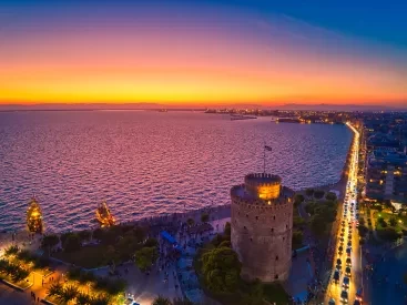 8 στάσεις για φαγητό, καφέ και ποτό στην πιο ανερχόμενη γειτονιά της Θεσσαλονίκης