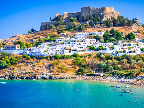 Ελληνικό νησί στους 10 φθηνότερους ηλιόλουστους προορισμούς στον κόσμο