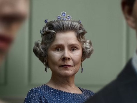 Στενή φίλη της Ελισάβετ υποστηρίζει ότι το "The Crown" δεν έχει την παραμικρή δόση αλήθειας