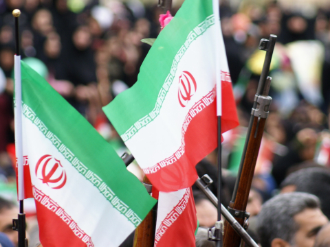 Ιράν: Δυνάμεις ασφαλείας πυροβολούν διαδηλώτριες στο πρόσωπο και τα γεννητικά όργανα