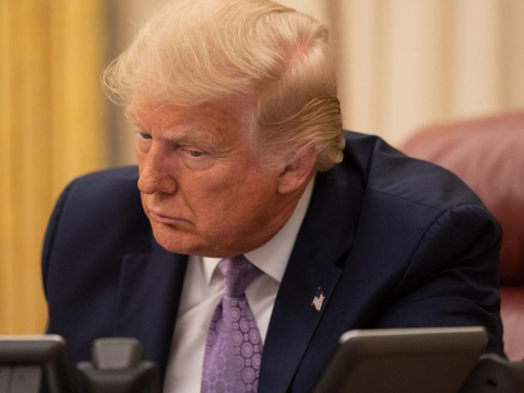 Ο Donald Trump ουρλιάζει σε βίντεο, μετά την είδηση της επικείμενης σύλληψής του