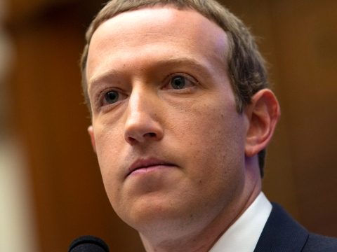 Διέρρευσε ψύχραιμο email του Zuckerberg από το 2010: «Παρακαλώ, παραιτήσου»