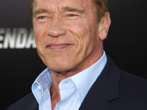 Arnold Schwarzenegger: Μιλά για τη στιγμή που αποκάλυψε στη γυναίκα του πως απέκτησε παιδί με την οικιακή βοηθό τους 