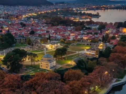 Ιωάννινα: Η λίμνη, οι θρύλοι και το νησί χωρίς όνομα