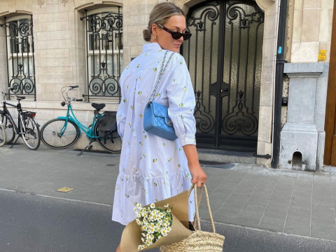 Sneakers + φόρεμα: 5 + 1 looks για να υιοθετήσεις τον πιο έξυπνο και άνετο στιλιστικό συνδυασμό