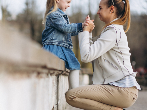 5 τοξικές φράσεις που πρέπει να σταματήσεις να λες στο παιδί σου