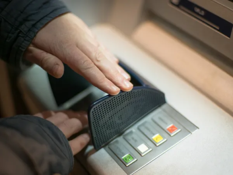 Το πιο συχνό PIN στις τραπεζικές κάρτες - Ποιοι κωδικοί «σπάνε» αμέσως