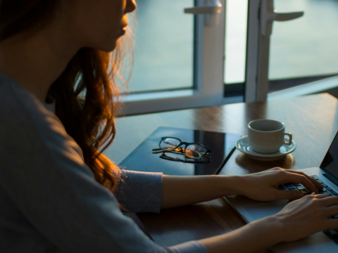 Η Τεχνητή Νοημοσύνη από απλό εργαλείο εξελίσσεται σε συνεργάτη σκέψης