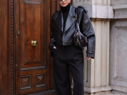 monochromatic outfit 