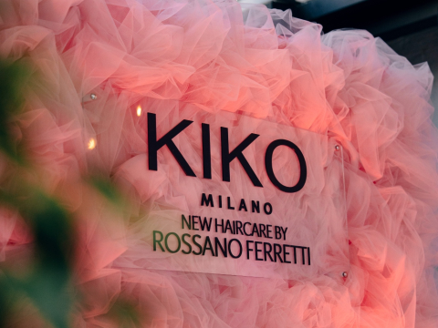 Curly vs Straight: H KIKO MILANO παρουσίασε τις σειρές Haircare by Rossano Ferretti 