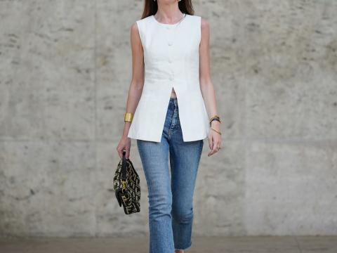 Το ένα κομμάτι που θα αναβαθμίσει και τα πιο basic casual looks σου- Θα το φοράς από το πρωί μέχρι το βράδυ