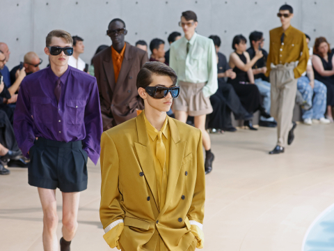 Ο Saint Laurent παρουσίασε την ανδρική συλλογή Άνοιξη/ Καλοκαίρι 2026 στο Bourse de Commerce του Παρισιού