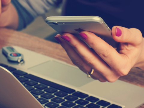 Διαρροή «μαμούθ»: Υπέκλεψαν 16 δισ. κωδικούς Facebook, Google και Apple