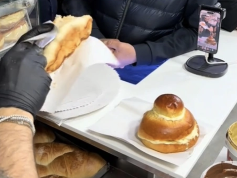 Κανείς δεν ξέρει γιατί αυτός ο φούρνος έχει γίνει viral παγκοσμίως