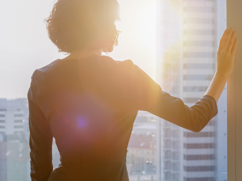 Αν ήμουν πιο ενδιαφέρουσα δεν θα ήμουν μόνη - O μύθος της αξίας