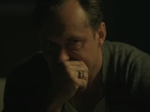 Black Rabbit: Το νέο σκοτεινό δράμα του Netflix, με φόντο τη μυστηριώδη νυχτερινή ζωή της Νέας Υόρκης