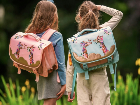 Back to School: Ψάχνεις τσάντες και ρούχα για τη νέα σχολική χρονιά των παιδιών; Τα βρήκαμε εμείς για εσένα