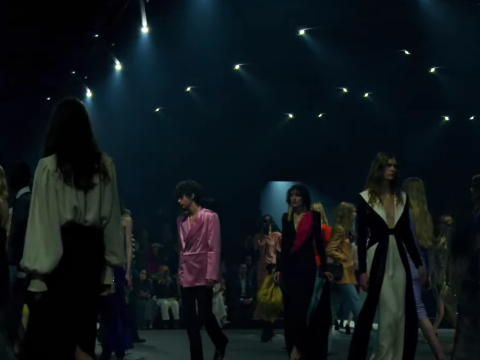 Valentino: Μέσα στον μυστηριώδη νυχτερινό κόσμο του Alessandro Michele, γεμάτο πυγολαμπίδες