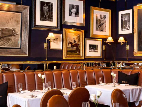 Ο Ralph Lauren ανοίγει τις πόρτες του στο πρώτο του Polo Bar στο Λονδίνο