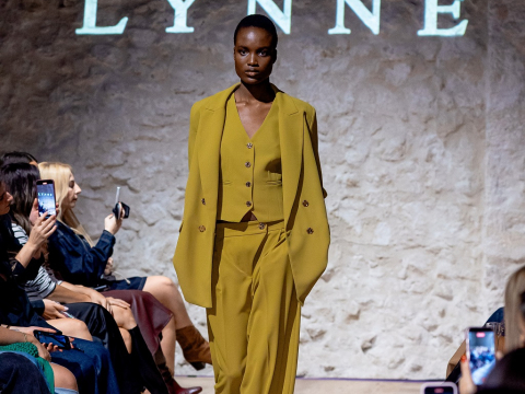Η LYNNE παρουσίασε με μεγάλη επιτυχία τη συλλογή FW25-26 στο πρώτο της fashion show