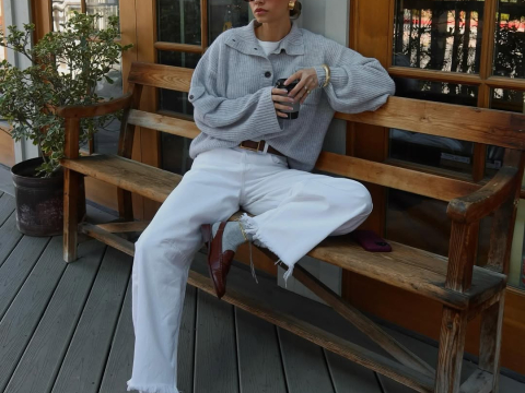 Η πλεκτή μπλούζα από τα Zara που θα φέρει νοσταλγική διάθεση σε κάθε outfit – Στιλάτη και άνετη, θα ταιριάξει με τα πάντα