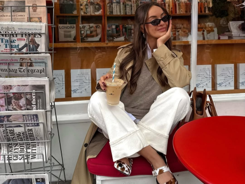 Το αναπάντεχο χρώμα στο τζιν που θα δώσει vibes πολυτέλειας σε κάθε look και φορούν οι πιο κομψές Νεοϋορκέζες