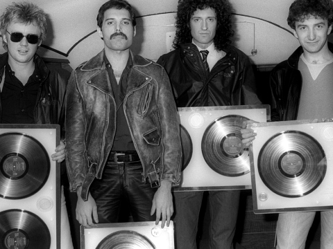 Queen: To πιο δημοφιλές ροκ συγκρότημα του 21ου αιώνα