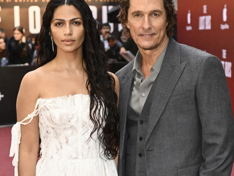 Ο Μάθιου ΜακΚόναχι και το «πνευματικό» όνειρο που τον οδήγησε στη σύζυγό του Καμίλα Άλβες