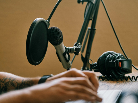 H Αpple ανακοίνωσε το δημοφιλέστερο podcast της χρονιάς παγκοσμίως