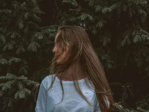 Το Νο1 πράγμα που σαμποτάρει την ευτυχία σου, σύμφωνα με ειδικούς