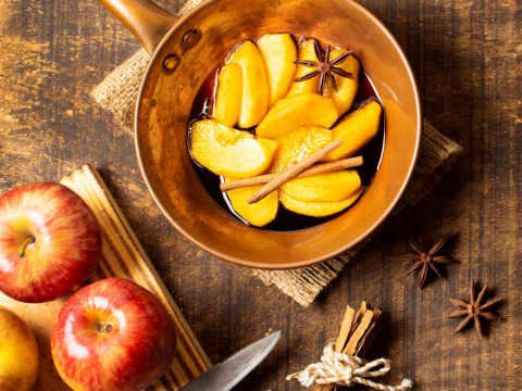 Καραμελωμένα μήλα με άρωμα φθινοπώρου για cozy στιγμές στο σπίτι