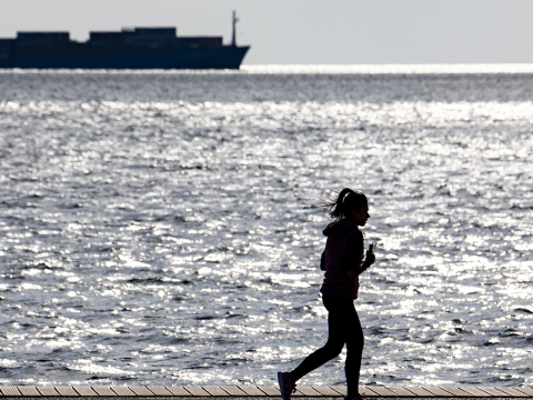 Ακόμα αναρωτιέσαι αν αξίζει να γυμνάζεσαι έστω μόνο μια φορά την εβδομάδα; Να τι απαντούν οι ειδικοί 