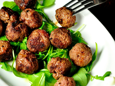 Κεφτεδάκια στο air fryer σαν τηγανητά
