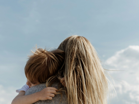 Τέσσερις στις δέκα νέες γυναίκες δεν θέλουν να κάνουν παιδιά - Δημογραφική «βόμβα» για την Ελλάδα