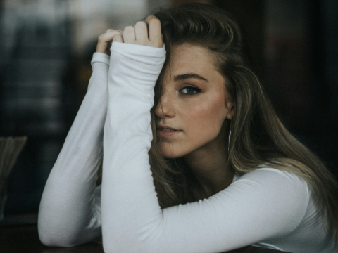 Μπορεί να αντιμετωπιστεί ο ναρκισσισμός; Η επιστήμη απαντά