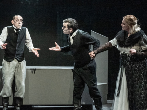 Nomsferatu: Εμπνευσμένη από τον βωβό κινηματογράφο, αυτή η παράσταση μας συνεπήρε - δίχως λέξεις, μόνο με εικόνες και συναισθήματα 