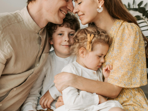 Η χρυσή 10αδα κανόνων για ευτυχισμένα και ισορροπημένα παιδιά - Τα λάθη που δεν πρέπει να ξανακάνεις