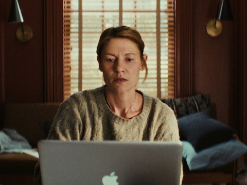 3 σειρές που θα κάνουν την Κυριακή σου ακόμα καλύτερη