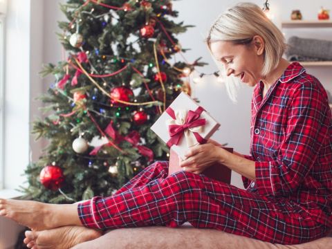 Βρήκαμε το Χριστουγεννιάτικο δώρο που κάνει κάθε γυναίκα να λάμπει από ομορφιά!