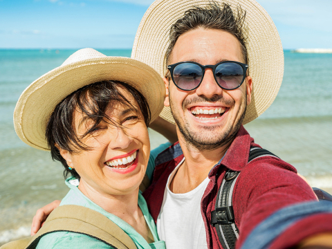 Μήπως τελικά είναι “μαμάκιας”; – Τι λένε οι ειδικοί για τις σχέσεις εξάρτησης