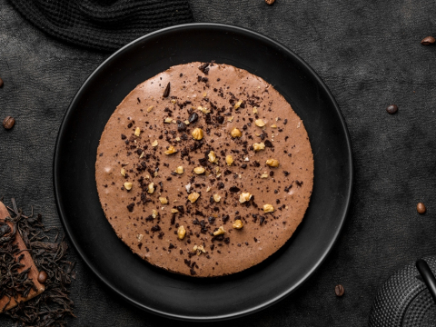 Πανεύκολη τούρτα μους σοκολάτας και αχλαδιού χωρίς ψήσιμο